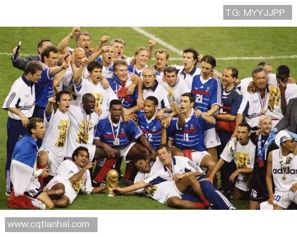 梦中成为足球明星代言人体验人生巅峰的奇妙旅程