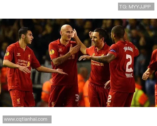 足球明星黄昏时刻的高清照片展现他们的辉煌与沉思