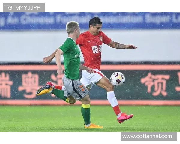 深圳足球队在足球团队协作排行榜中荣获第四名展现出色团队精神与合作能力